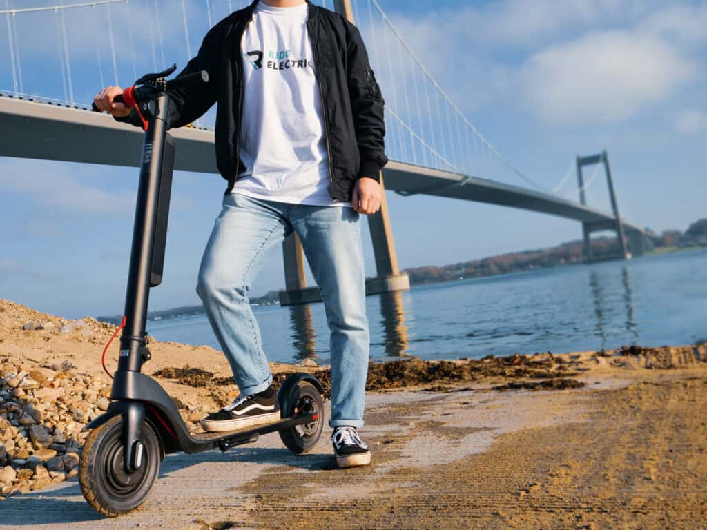 7 Best Electric Scooters for Climbing Hills in 2021