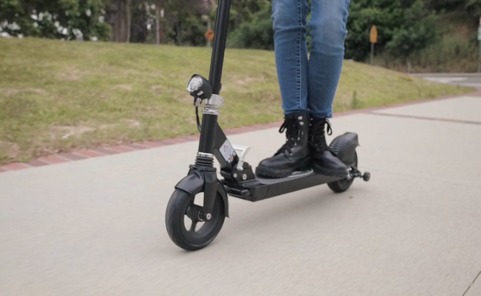 Glion Dolly Electric Scooter Review 2021
