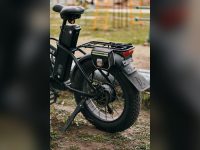 Electric bike rear wheel and battery