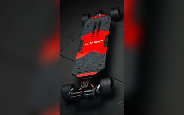 Sleek electric skateboard