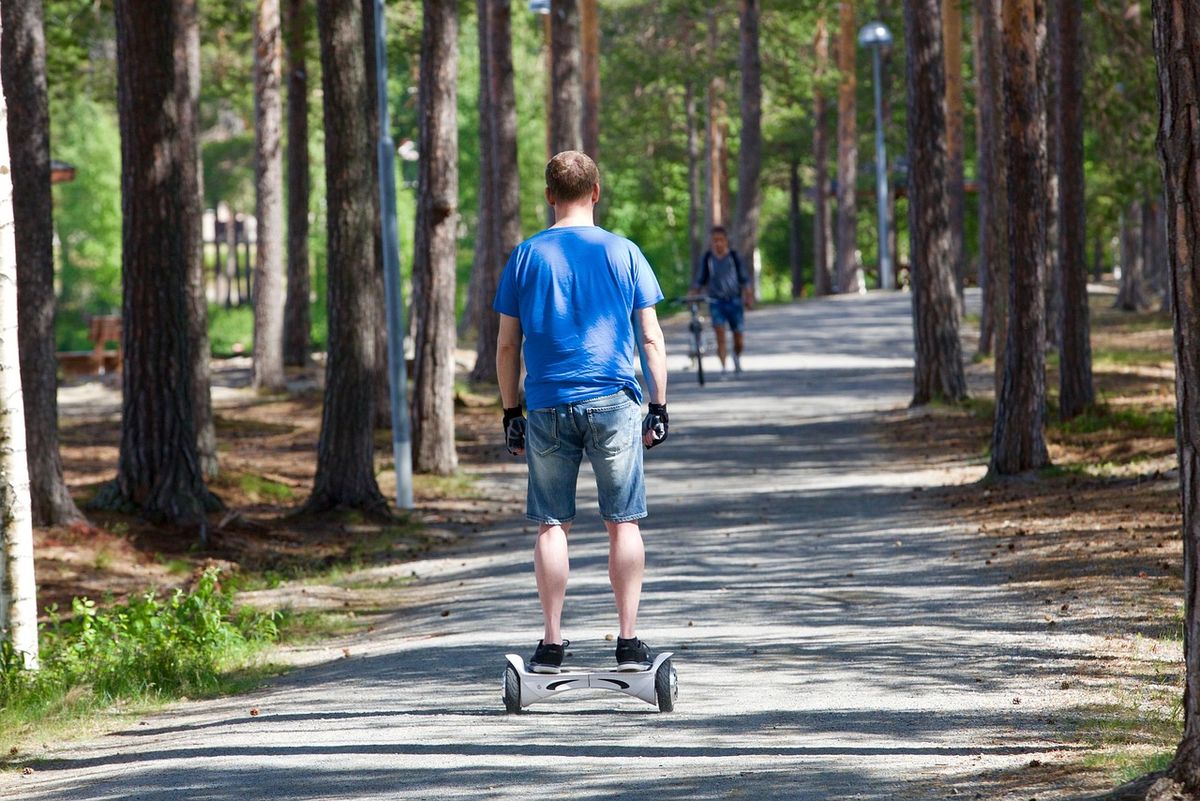 Two-wheel self-balancing scooter